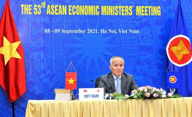 Les ministres de l Economie de l ASEAN adoptent la feuille de route de Bandar Seri Bagawan